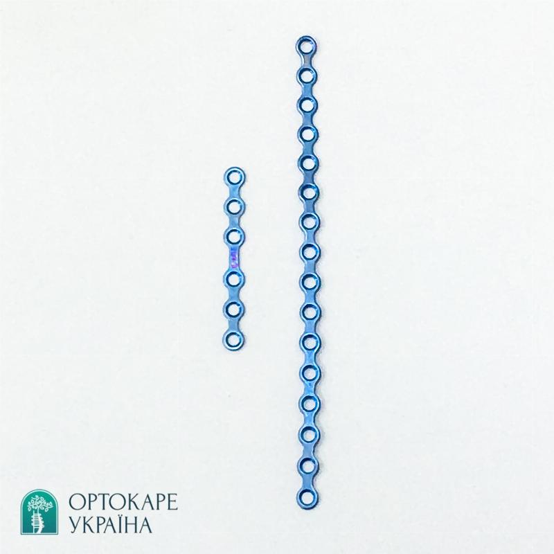 Пластина пряма з 20 отворами, товщина 1,0 мм